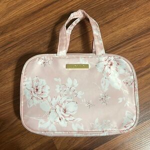Yumi Kim Wanderlust Makeup Travel Case